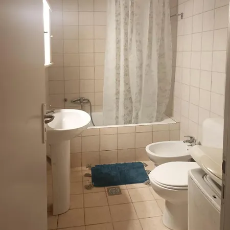 Rethymno, Atsipopoulo Neighborhood, Whole House For Up To 6 People