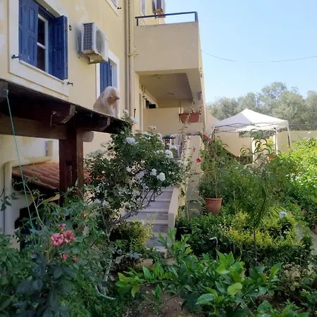 Rethymno, Atsipopoulo Neighborhood, Whole House For Up To 6 People Σπίτι διακοπών *